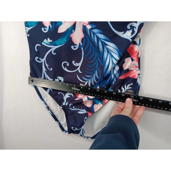 NWOT Carmen Marc Valvo Swimwear One Piece One Shoulder Keyhole Swimsuit Size 14 - Picture 8 of 13